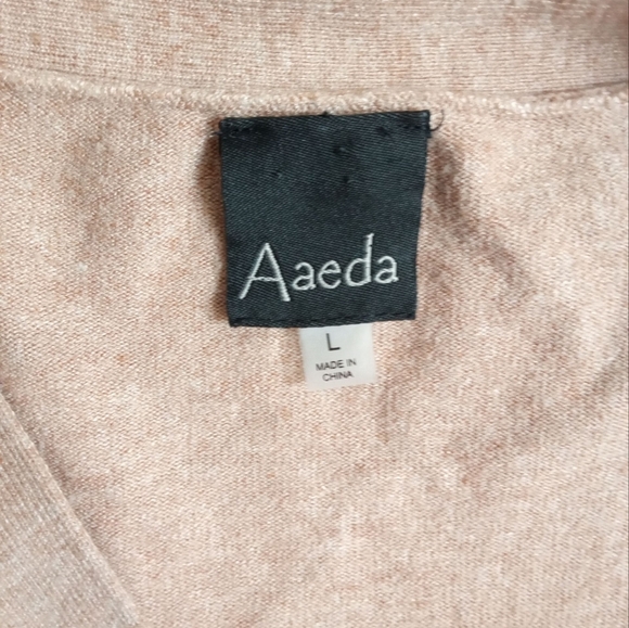 Aaeda Tan Floral Button-Front Cardigan Sweater | Cozy Soft Knit Layering Piece L - Picture 3 of 5